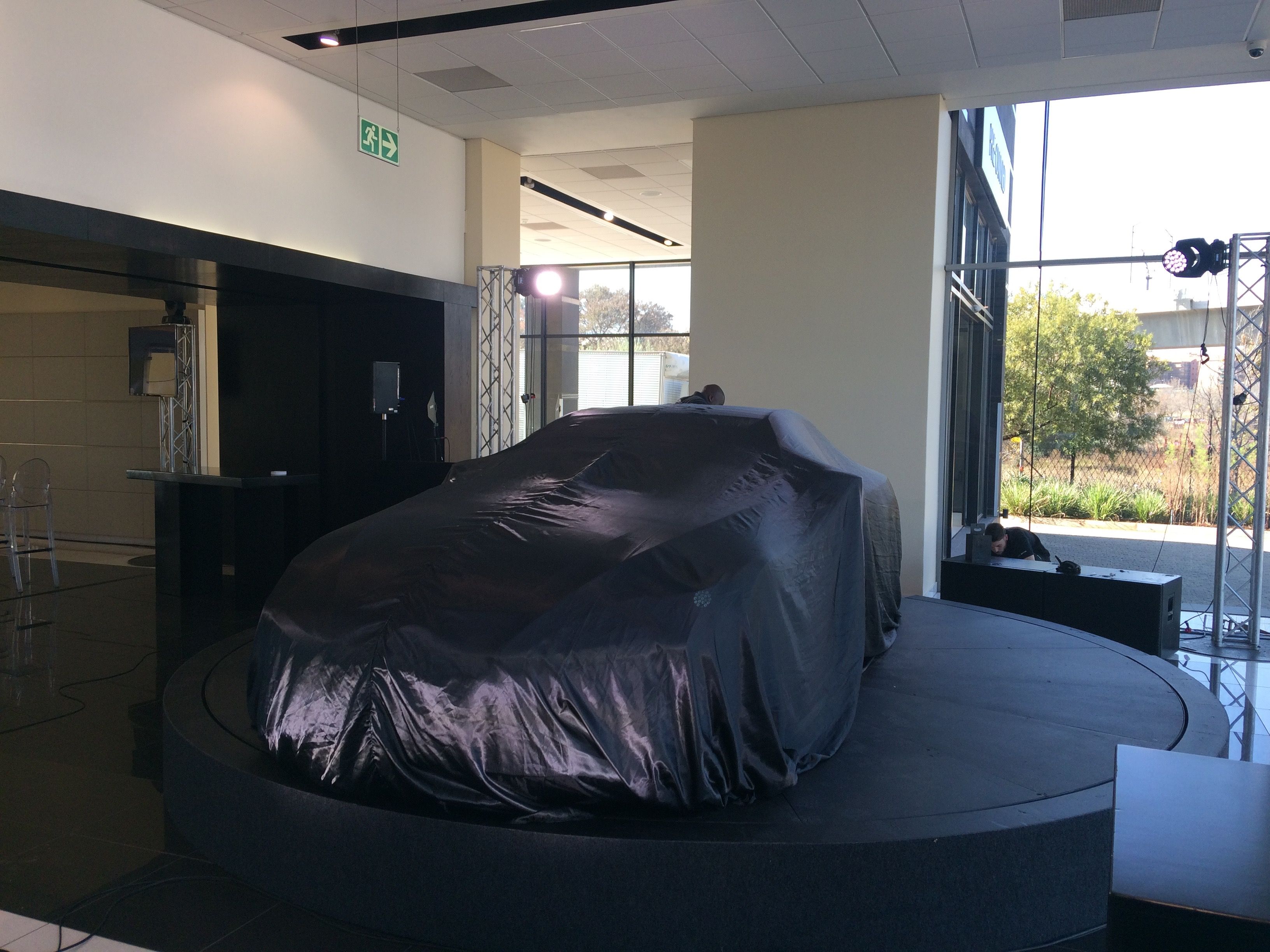 Lexus LC 500 Launch does not have an image